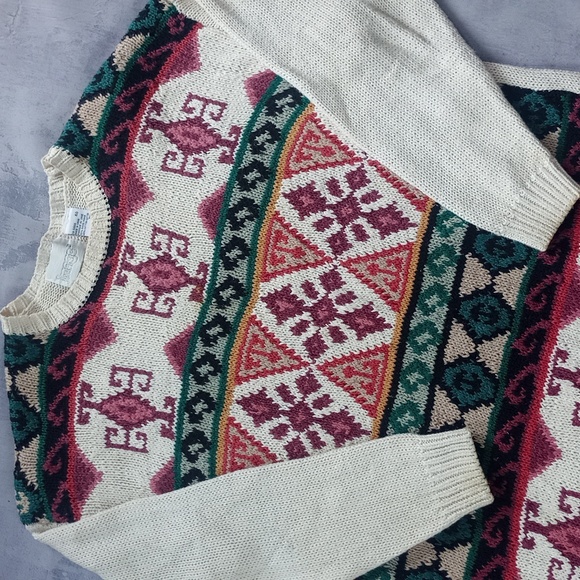 Vintage Grandma Style Crazy Pattern Sweater UNISEX - Picture 5 of 7